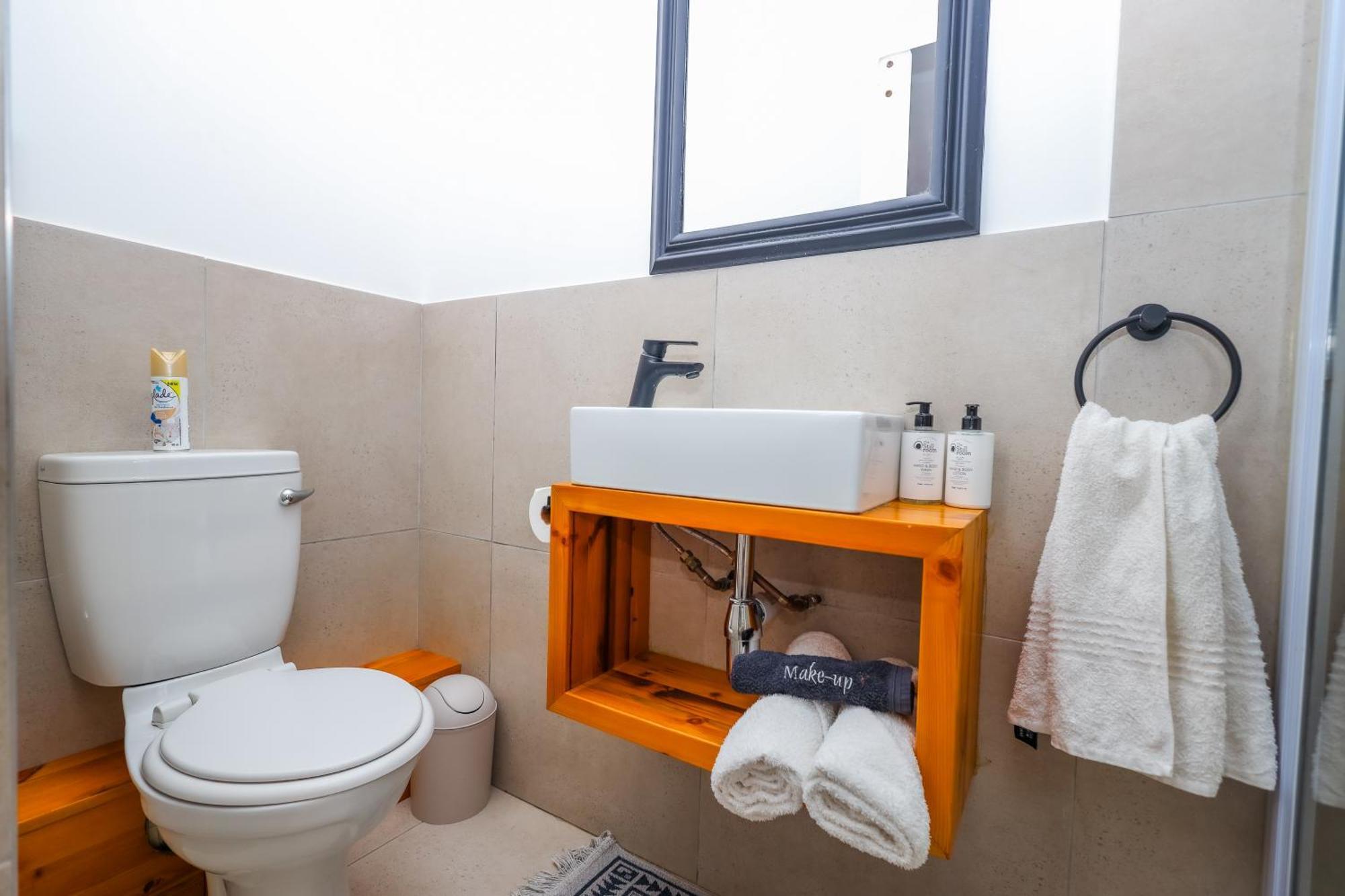 איסט לונדון The Blue Door B&B מראה חיצוני תמונה